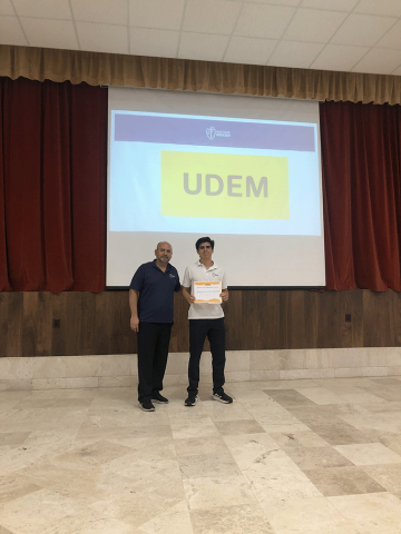 Ceremonia de bienvenida y entrega de becas de universidades 2025
